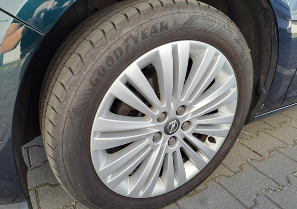 Opel Astra cena 40000 przebieg: 184000, rok produkcji 2014 z Głogów małe 326